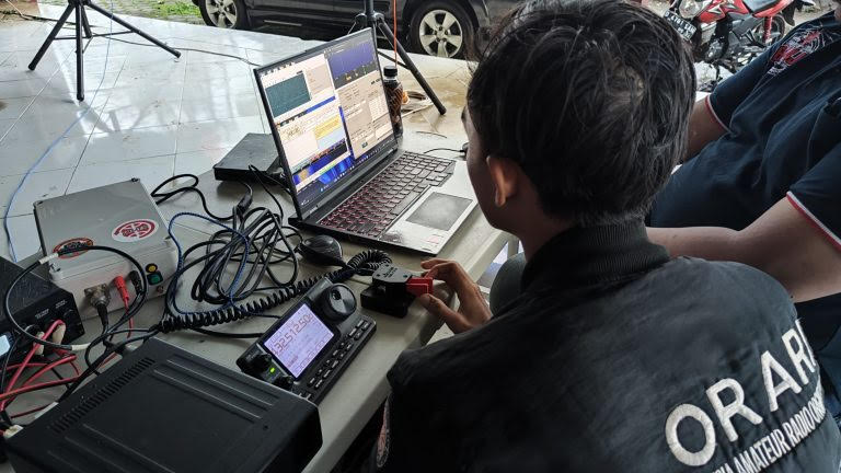 Pita UHF 2.4 GHz, SHF dan EHF Terancam! YOTA Indonesia mengkritisi RKM KOMDIGI